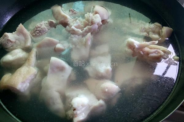 卤猪手的做法图解3