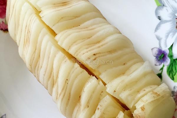 藕片炒肉的做法图解1