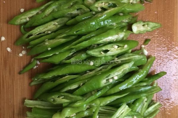尖椒肉丝的做法图解2