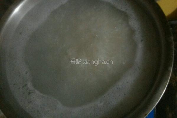 玉米粥的做法图解1