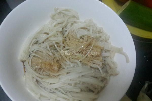 玉子豆腐烩金针菇的做法图解2