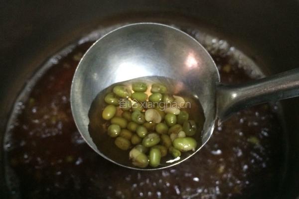 绿豆南瓜汤的做法图解6