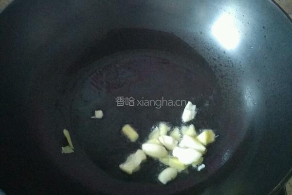 螃蟹炖土豆的做法图解2