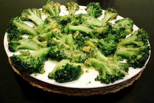 清炒花椰菜的做法图解9