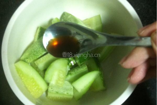 夏日清凉小黄瓜的做法图解4