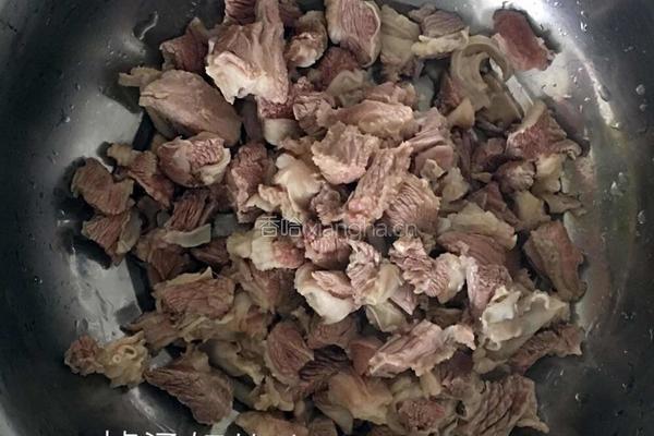 《清炖牛腩冬瓜汤》的做法图解8