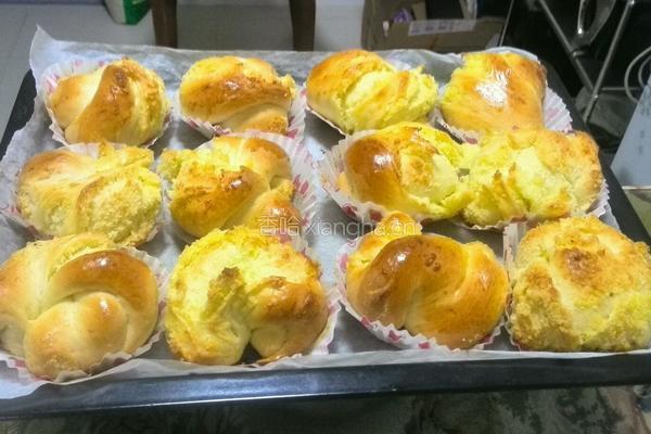 椰蓉花色小餐包的做法图解22
