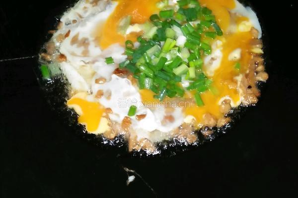 萝卜干煎蛋的做法图解4
