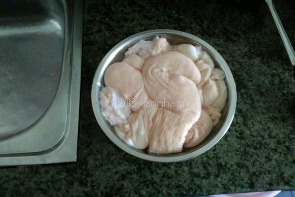 脆皮大肠的做法图解1