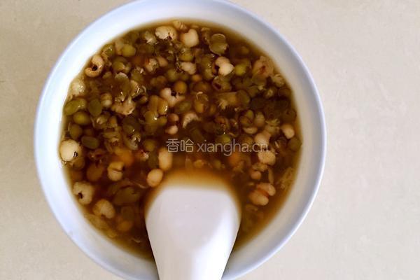 绿豆薏米粥的做法图解4