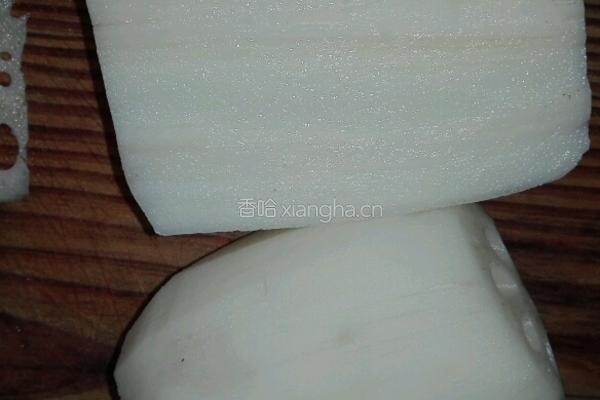 清炒藕片的做法图解1