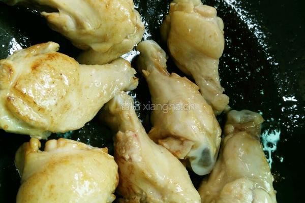 茶树菇焖鸡腿的做法图解6