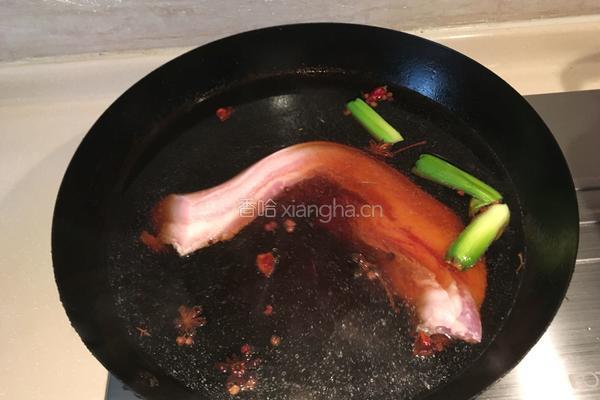 炒回锅肉的做法图解1
