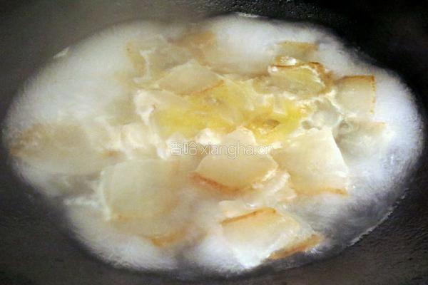 胡萝卜炒腊肉的做法图解4