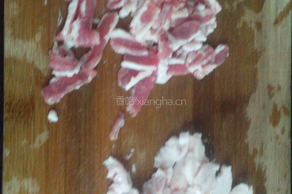 寒菌炖肉的做法图解2