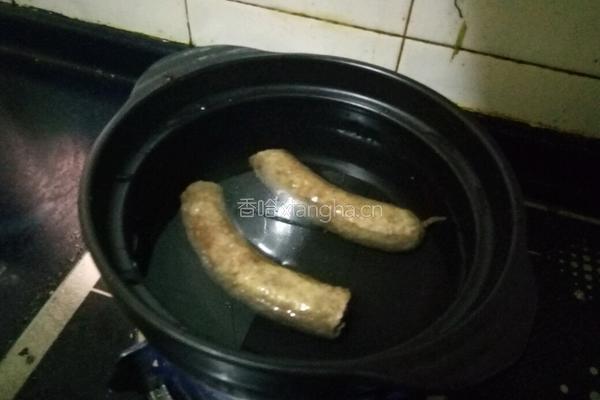 腊肠肉酱面的做法图解3