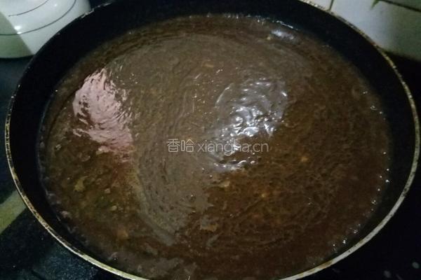 腊肠肉酱面的做法图解6