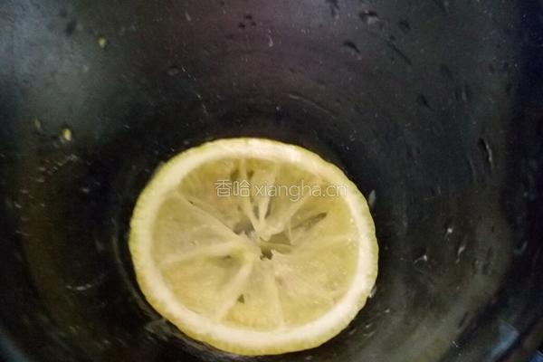 冰鲜柠檬水的做法图解3