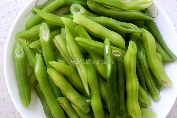豆角炒肉的做法图解3
