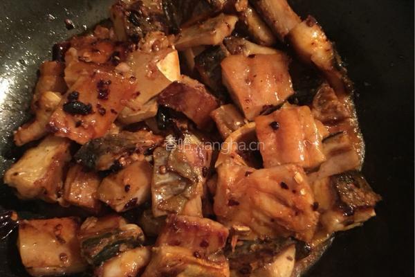 风味腊鱼的做法图解9