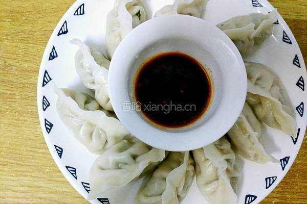 猪肉时蔬饺的做法图解12