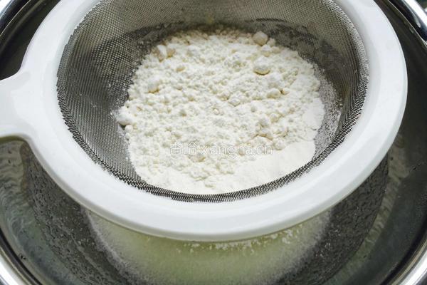 烫面戚风蛋糕（8寸）的做法图解4