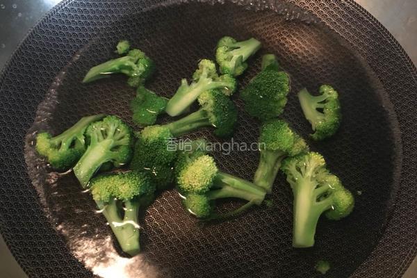 芝士西兰花的做法图解2