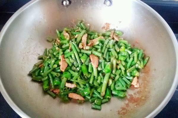 线椒炒豇豆角的做法图解10