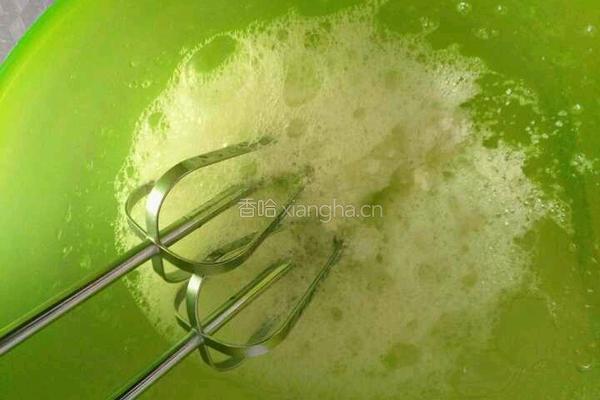 蔬菜海绵蛋糕的做法图解8