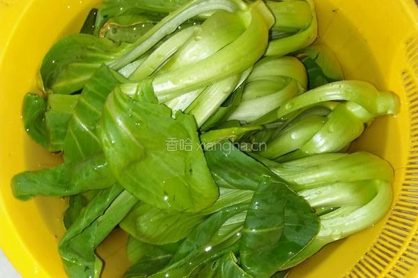 香菇青菜的做法图解1