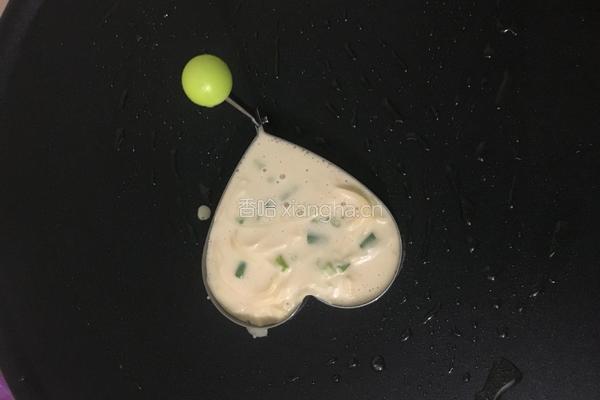 相亲相爱之爱心土豆饼的做法图解7