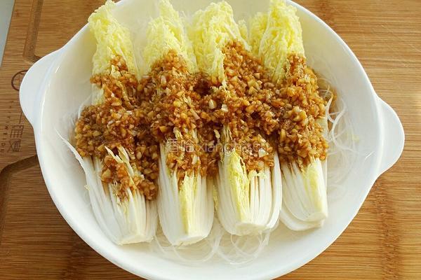 蒜蓉粉丝蒸娃娃菜的做法图解10