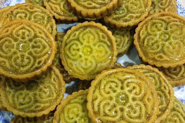 蜂蜜皮绿豆馅月饼的做法图解9