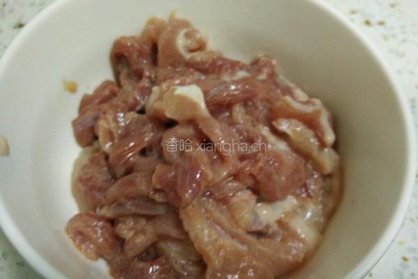 韭菜花肉丝的做法图解2