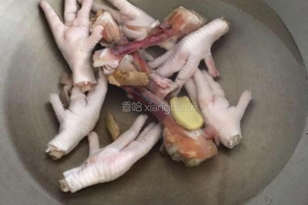 高压锅卤鸡爪的做法图解1