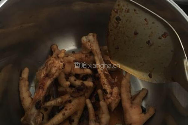 高压锅卤鸡爪的做法图解4