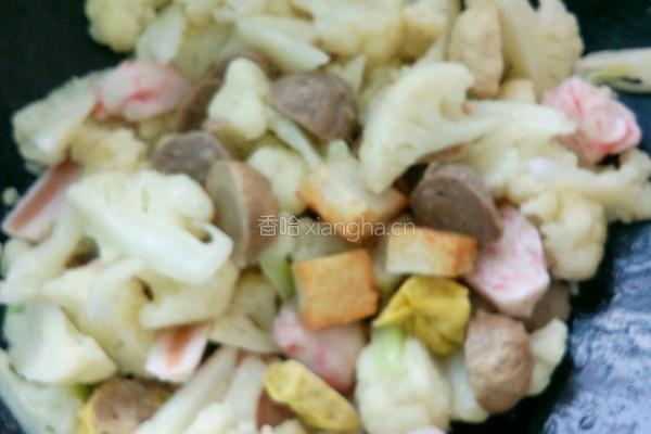 肉丸炒菜花的做法图解3