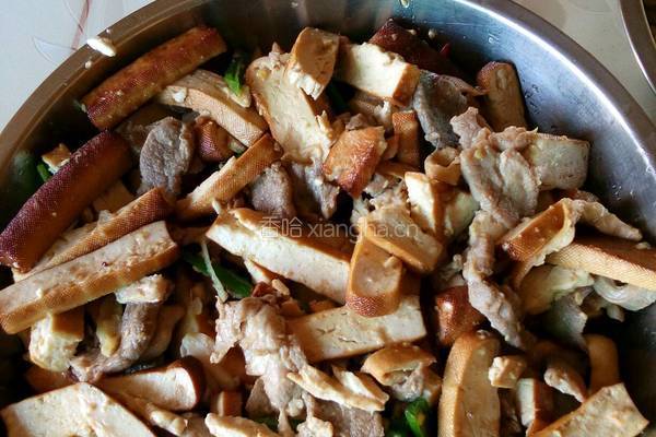 干豆腐炒肉的做法图解8