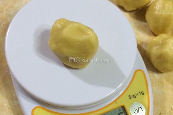 中秋月饼的做法图解2