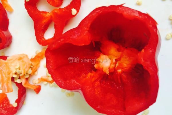 彩椒蒸酸奶羹的做法图解2