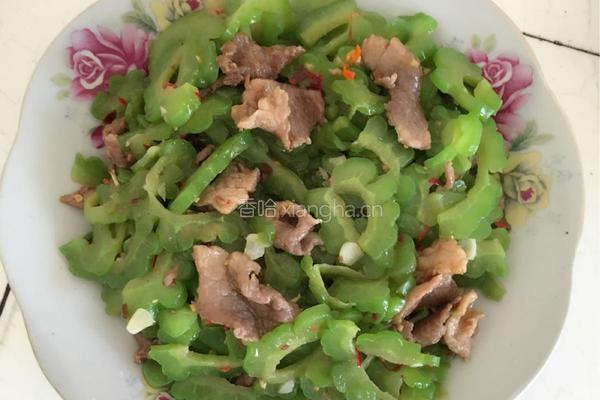 苦瓜炒瘦肉的做法图解8