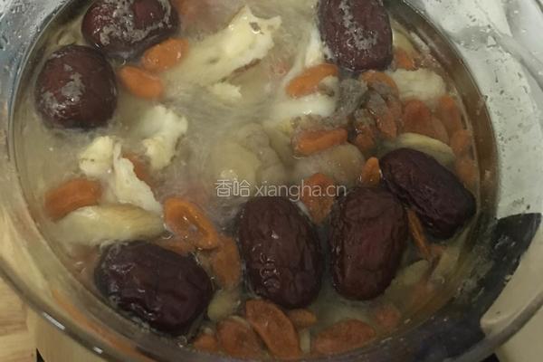 鱼胶鸡汤的做法图解8