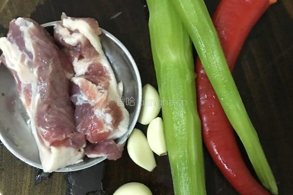 莴笋炒肉末的做法图解2