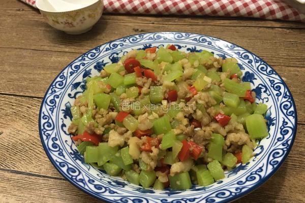 莴笋炒肉末的做法图解9