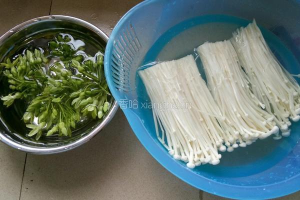 肉丸汤的做法图解1