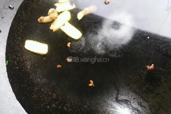 木耳丝瓜虾饺汤的做法图解3