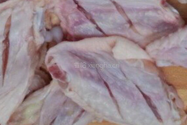 私房酱烧鸡翅的做法图解1
