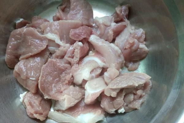 牙签肉的做法图解1