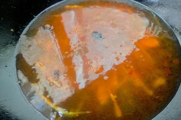 酱香鲫鱼的做法图解7