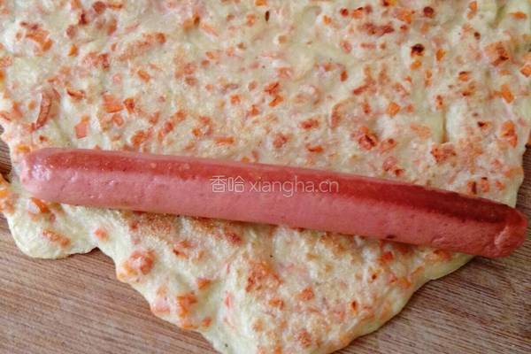 胡萝卜鸡蛋饼卷火腿肠的做法图解8